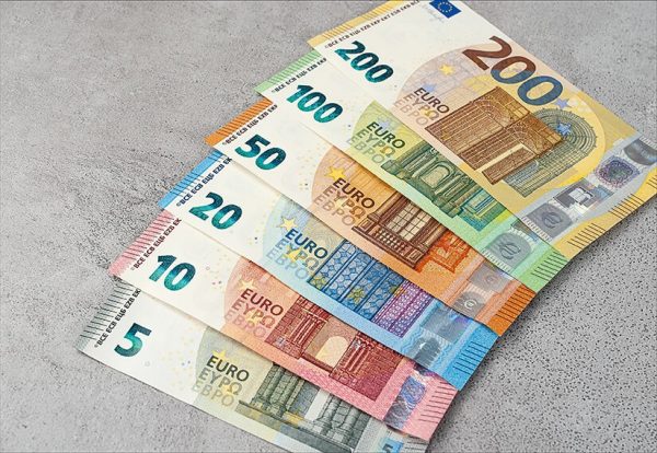 EURO-Bills